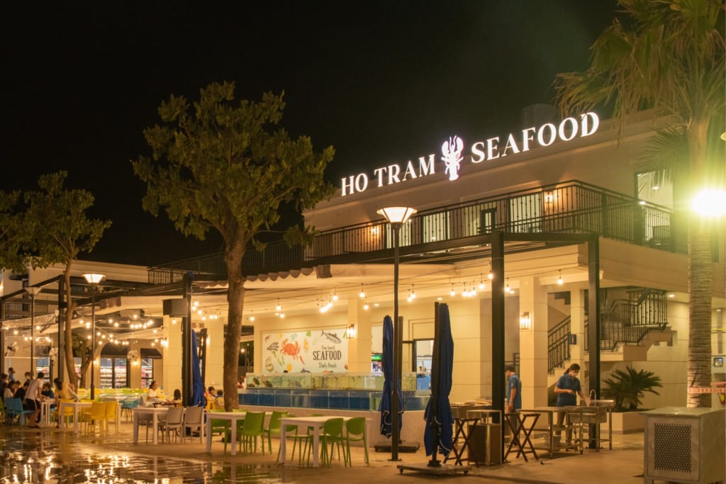 Seafood Hồ Tràm - nhà hàng hải sản ngon ở Hồ Cốc Hồ Tràm