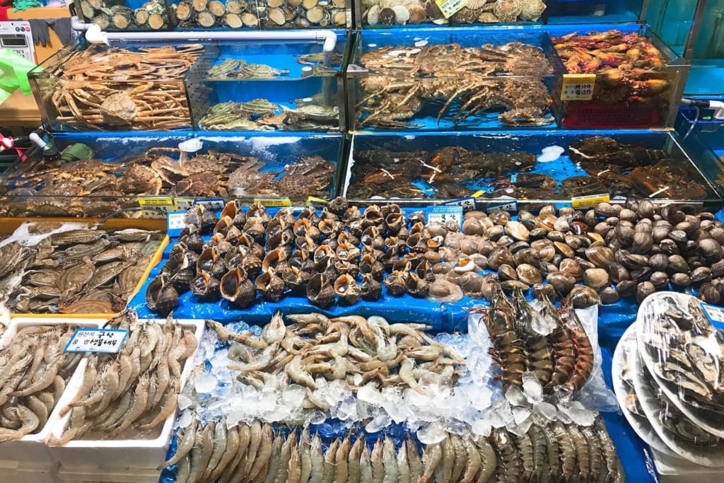 Hải sản Thành Phú - vựa hải sản ở Bình Châu
